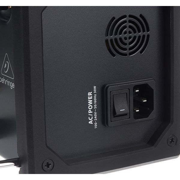 Behringer X Air XR16 Bag Bundle