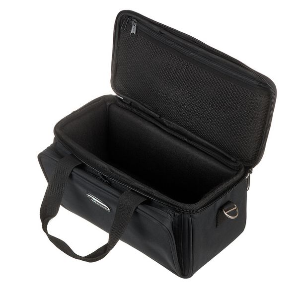 Behringer X Air XR16 Bag Bundle