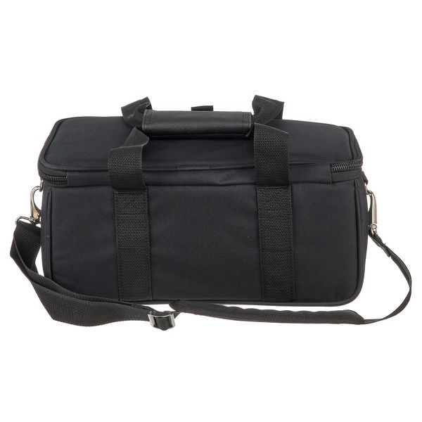 Behringer X Air XR16 Bag Bundle