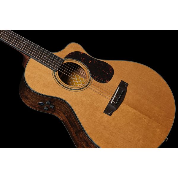 Cort GOLD MC6 NT