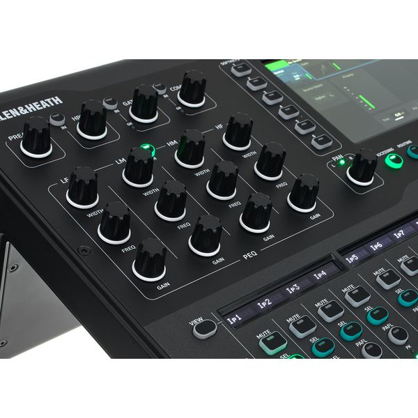 Allen & Heath QU-5 Stagebox Bundle