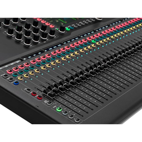 Allen & Heath QU-7D Case Bundle