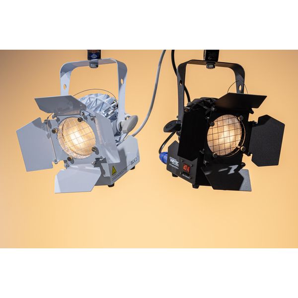 Varytec LED Studio 150 2900K Bundle