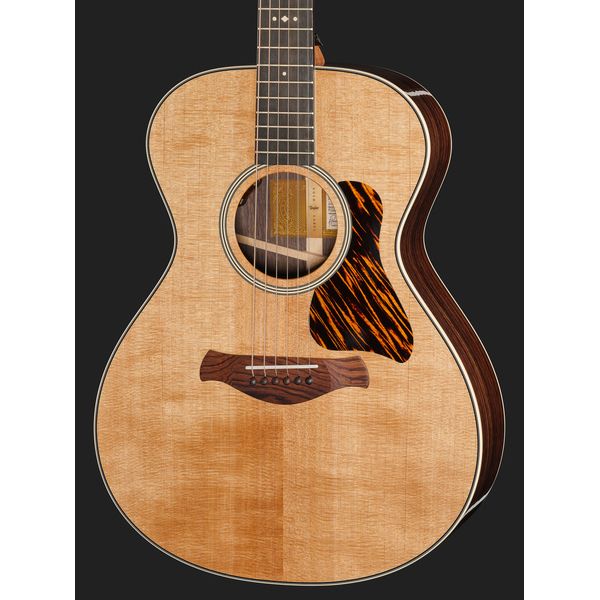 Taylor Gold Label 712e