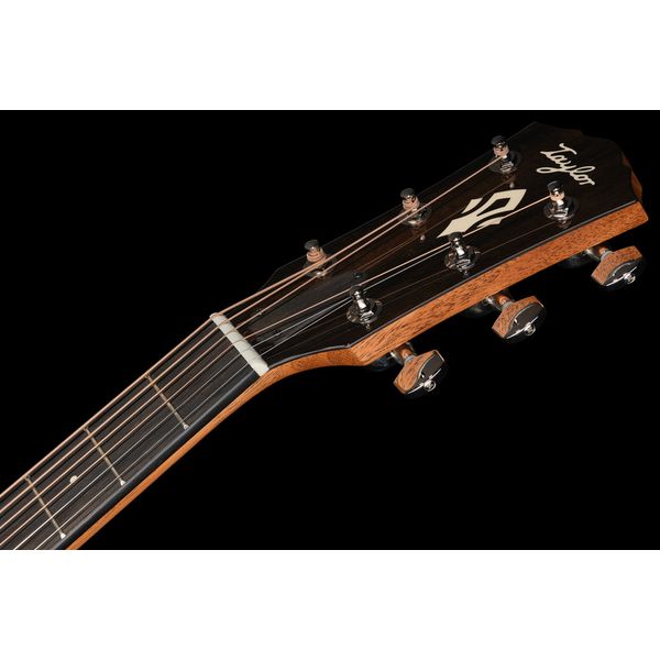 Taylor Gold Label 712e