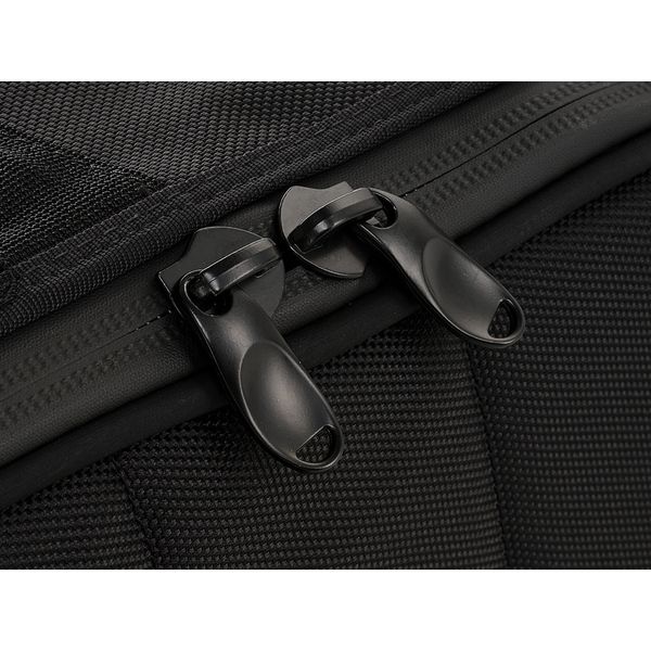 Mono Cases Classic Ultra Bass Case