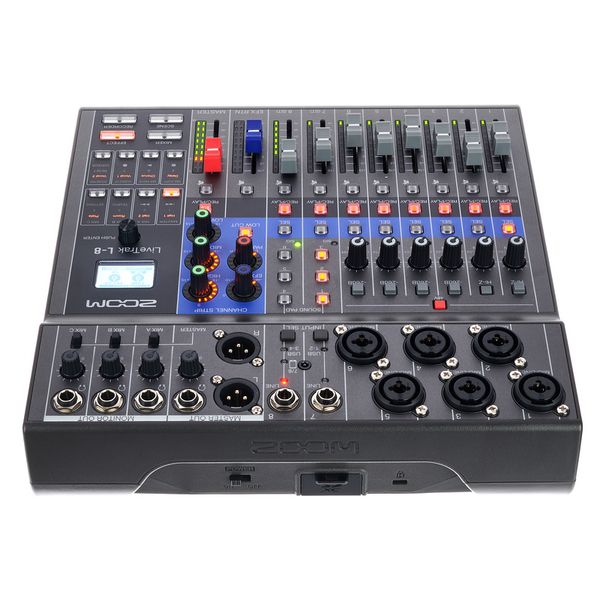 Zoom LiveTrak L-8 Case Bundle