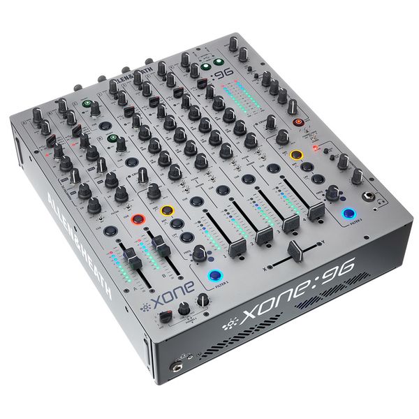 Allen & Heath Xone 96 Case Bundle