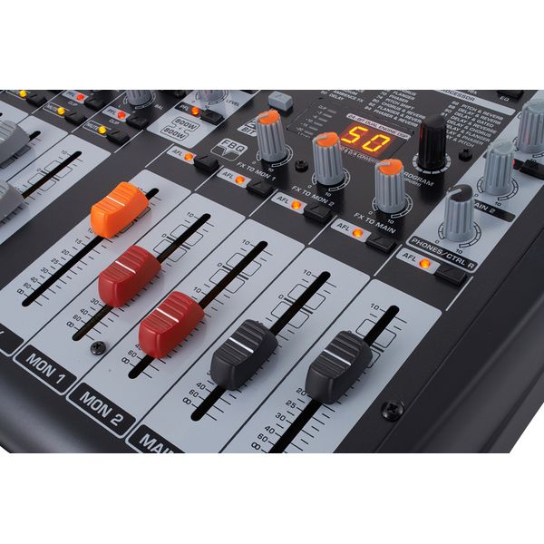 Behringer PMP 4000 Case Bundle