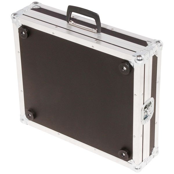 AKAI Professional MPC Live III Case Bundle