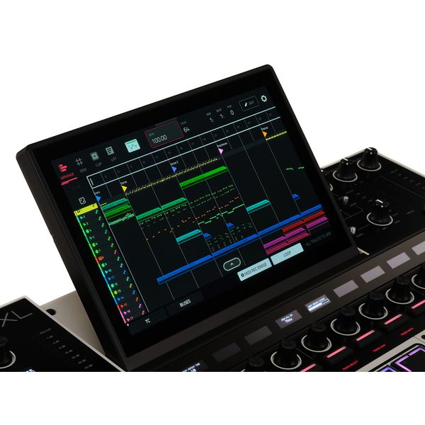 AKAI Professional MPC XL Case Bundle