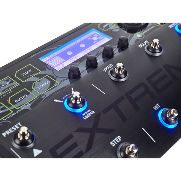 TC-Helicon VoiceLive 3 Extreme Bundle