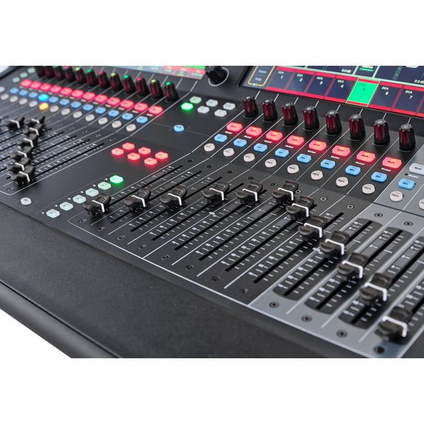 Allen & Heath Avantis Ultra