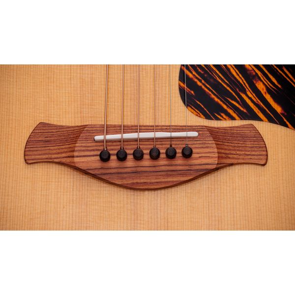 Taylor Gold Label 512e