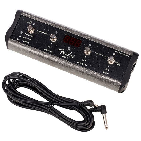 Fender Rumble Stage 800 Bundle