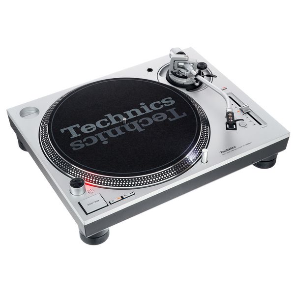 Technics 2x SL-1200MK7 Mix Set