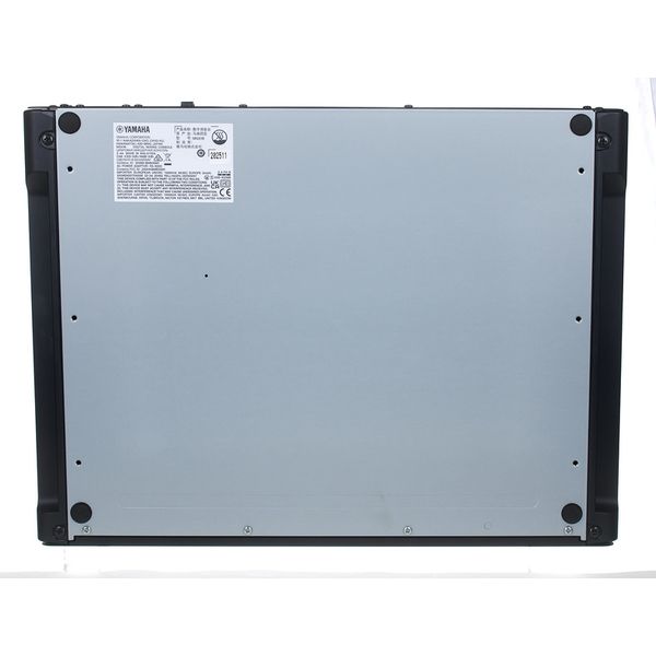 Yamaha MGX16 BK Case Bundle