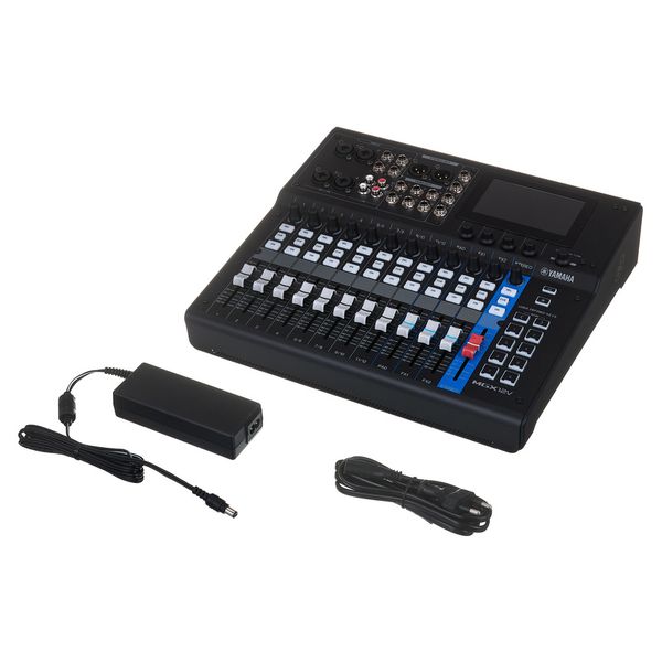 Yamaha MGX12V BK Case Bundle