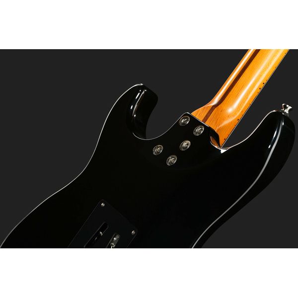 Kramer Guitars Pacer Deluxe GT Intruder Black