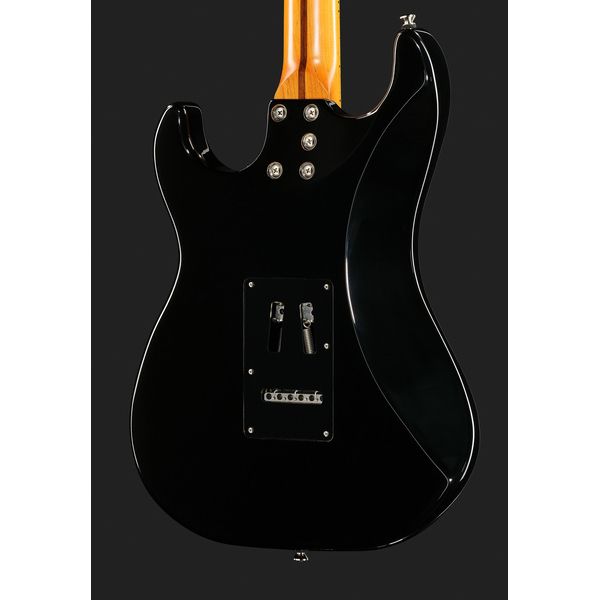Kramer Guitars Pacer Deluxe GT Intruder Black
