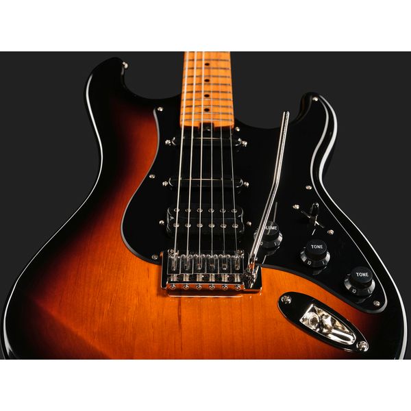Kramer Guitars Pacer Deluxe GT Triburst
