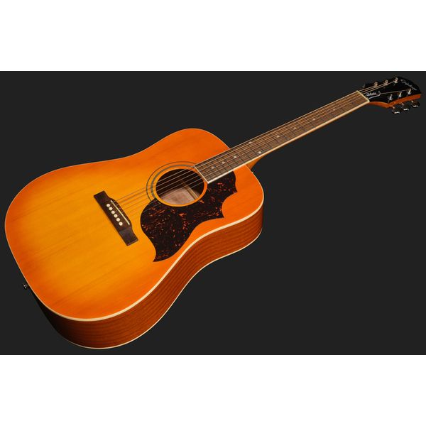 Reverend Charger Cleancut Powder Yellow