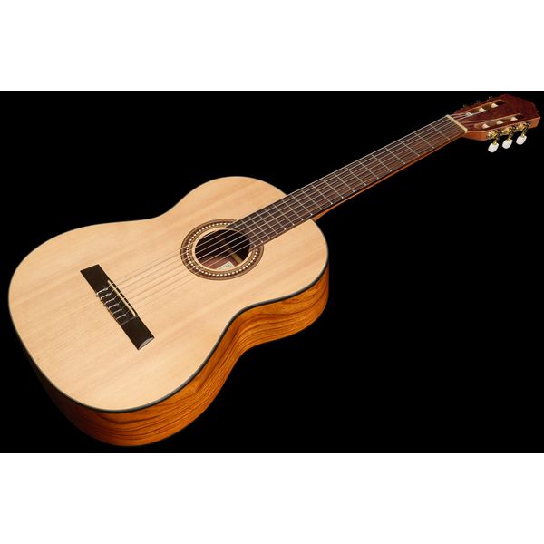 Höfner HF16 Classical w/GigBag