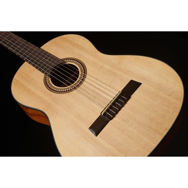 Höfner HF16 Classical w/GigBag