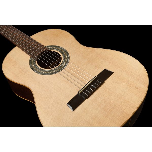 Höfner HF18 Classical w/GigBag