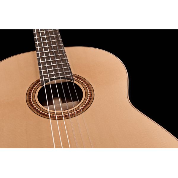 Höfner HM65-F-S Senorita w/GigBag