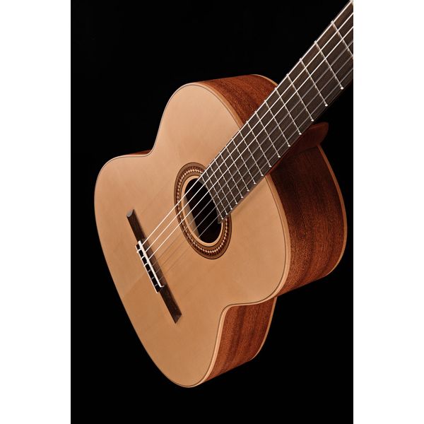 Höfner HM65-F-S Senorita w/GigBag