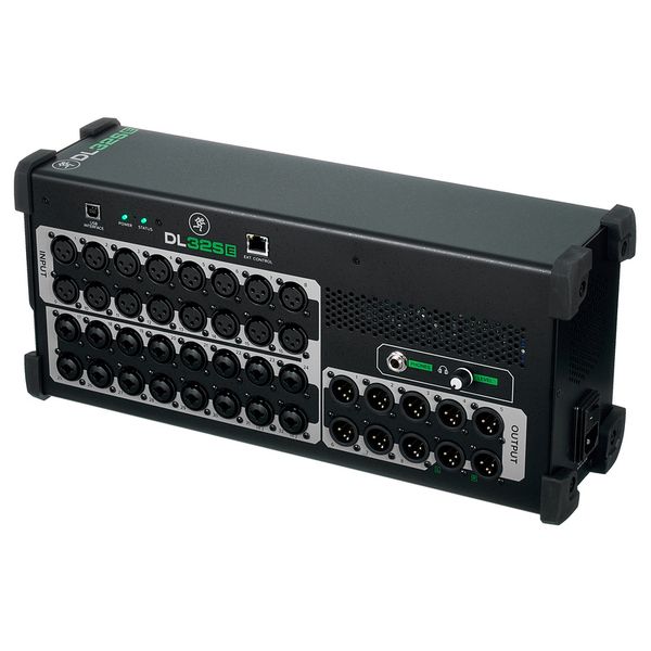 Mackie DL32SE Router Bundle
