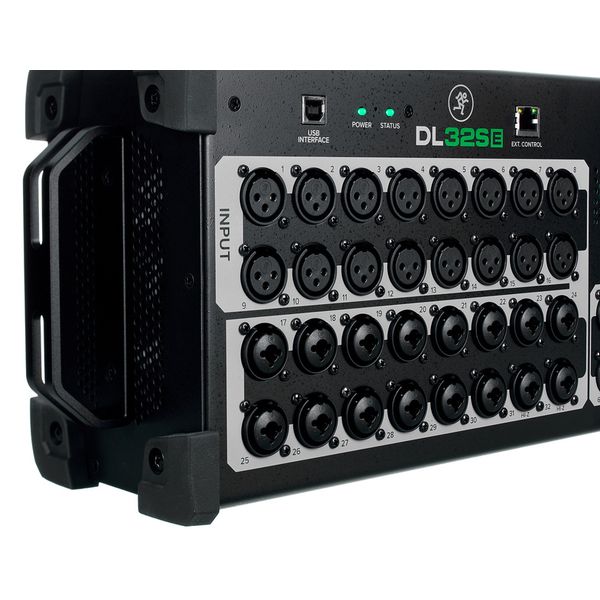 Mackie DL32SE Router Bundle