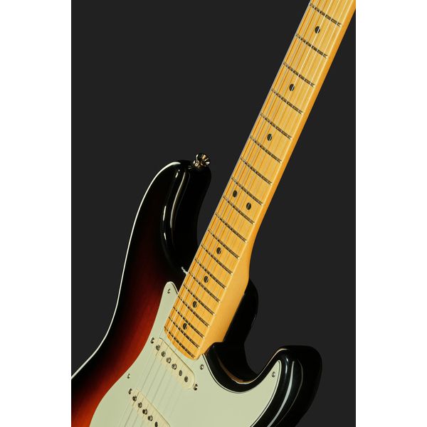 Fender LTD Am Pro II Strat V MN 3TSB
