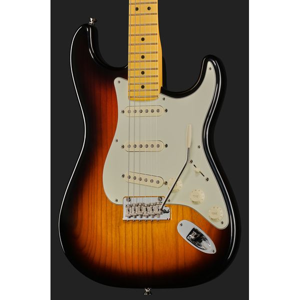 Fender LTD Am Pro II Strat V MN 3TSB