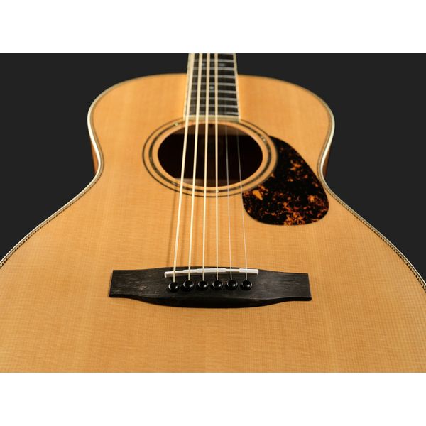 Furch Vintage 2 OOMs-SM a w / case