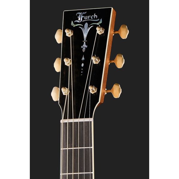 Furch Vintage 2 OOMs-SM a w / case