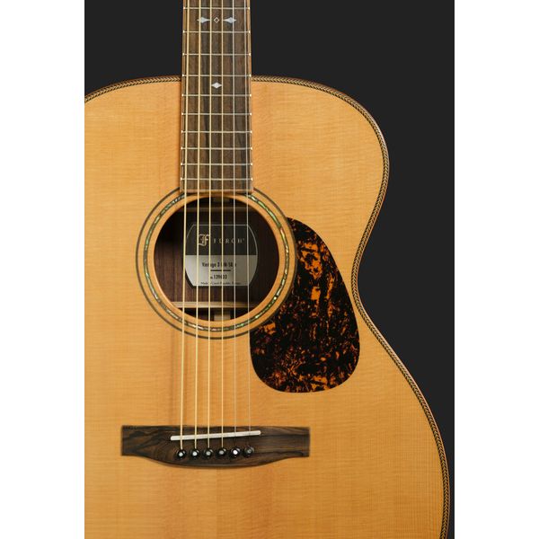 Furch Vintage 3 OM-SR a w/ case