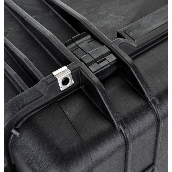 Peli 1660 Foam Black