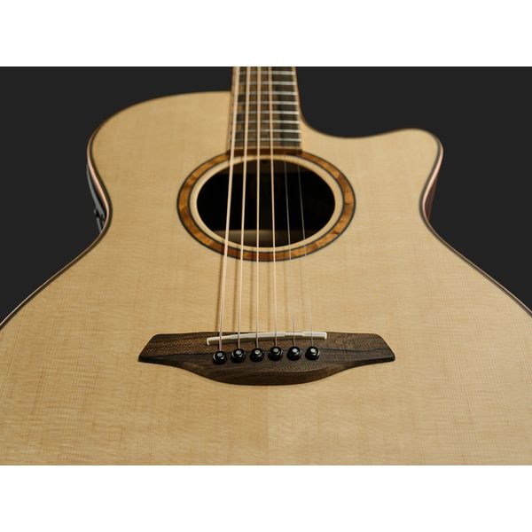 Furch Red Pure OMc-SR a SPE