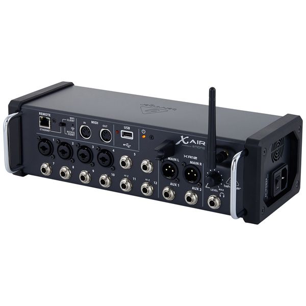 Behringer X AIR XR12 WiFi Bundle