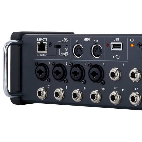Behringer X AIR XR12 WiFi Bundle