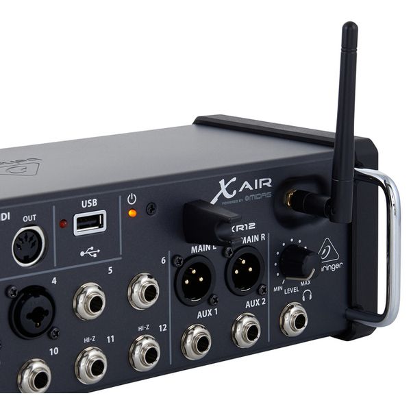 Behringer X AIR XR12 WiFi Bundle