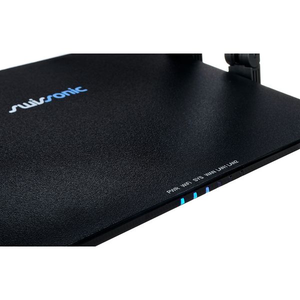 Behringer X AIR XR12 WiFi Bundle