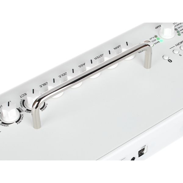 Yamaha THR30IIW White Bundle