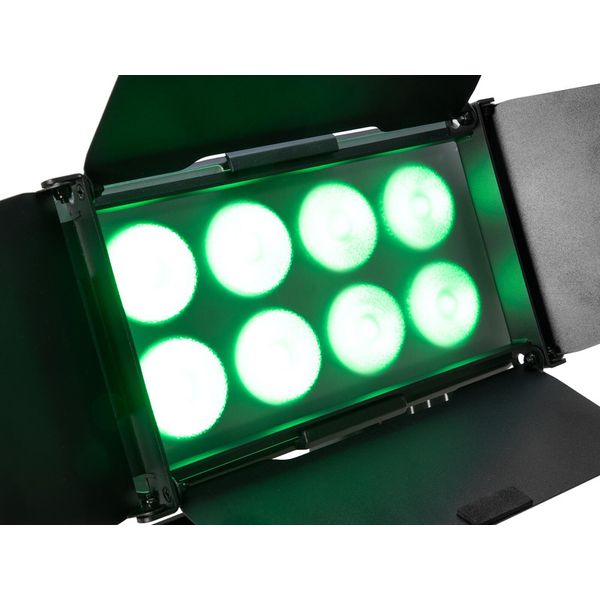 Eurolite AKKU MF IP 8x10W RGBW CRMX