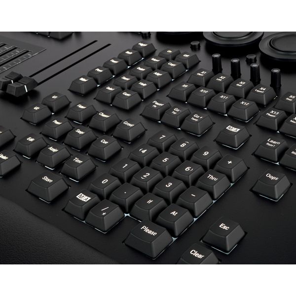 MA Lighting grandMA3 onPC C+F Wing Bundle