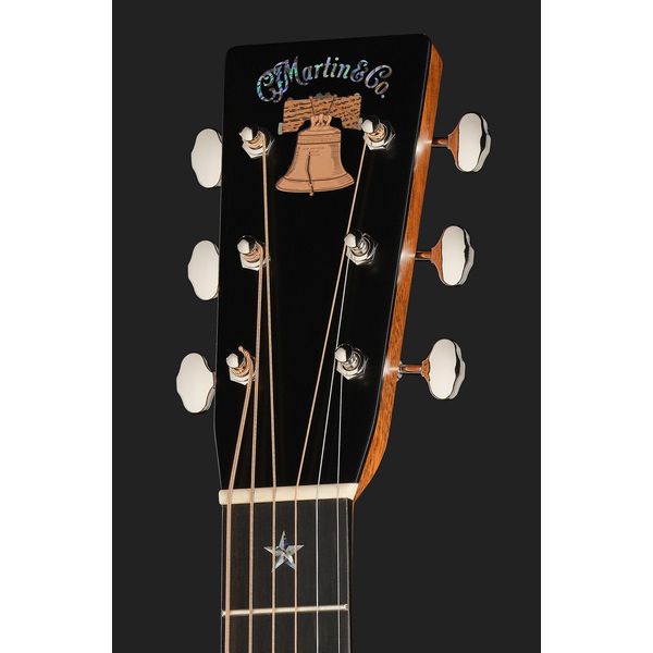 Martin Guitar HD-28 Semiquincentennial