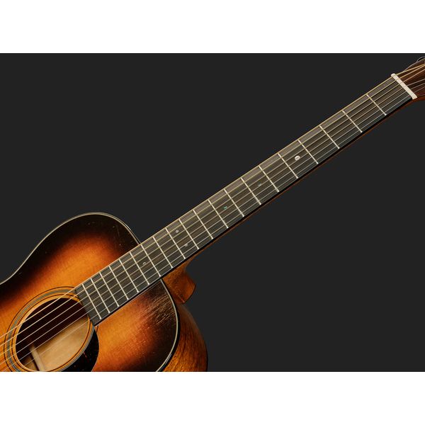 Martin Guitar 00-18 Joe Bonamassa