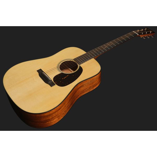 Martin Guitar Custom Shop D-18